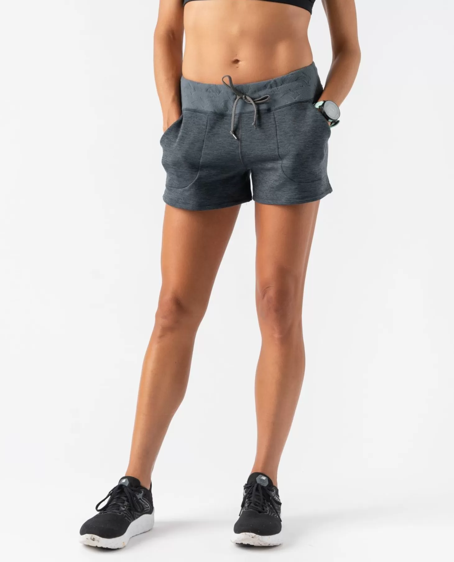 Women rabbit Relaxer Short 3"